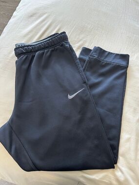 Nike Mens Black Jogger Sweatpants
